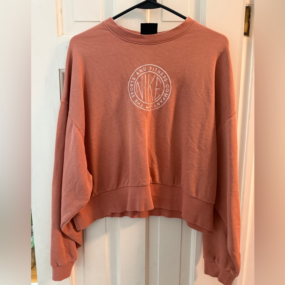 Nike Women's Terracotta Cropped Sweatshirt Dolman Sleeves